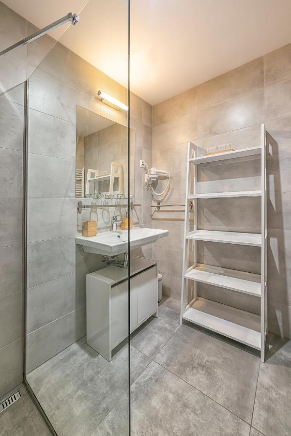 Timeout City Hotel Liptovsky Mikulas Bagian luar foto