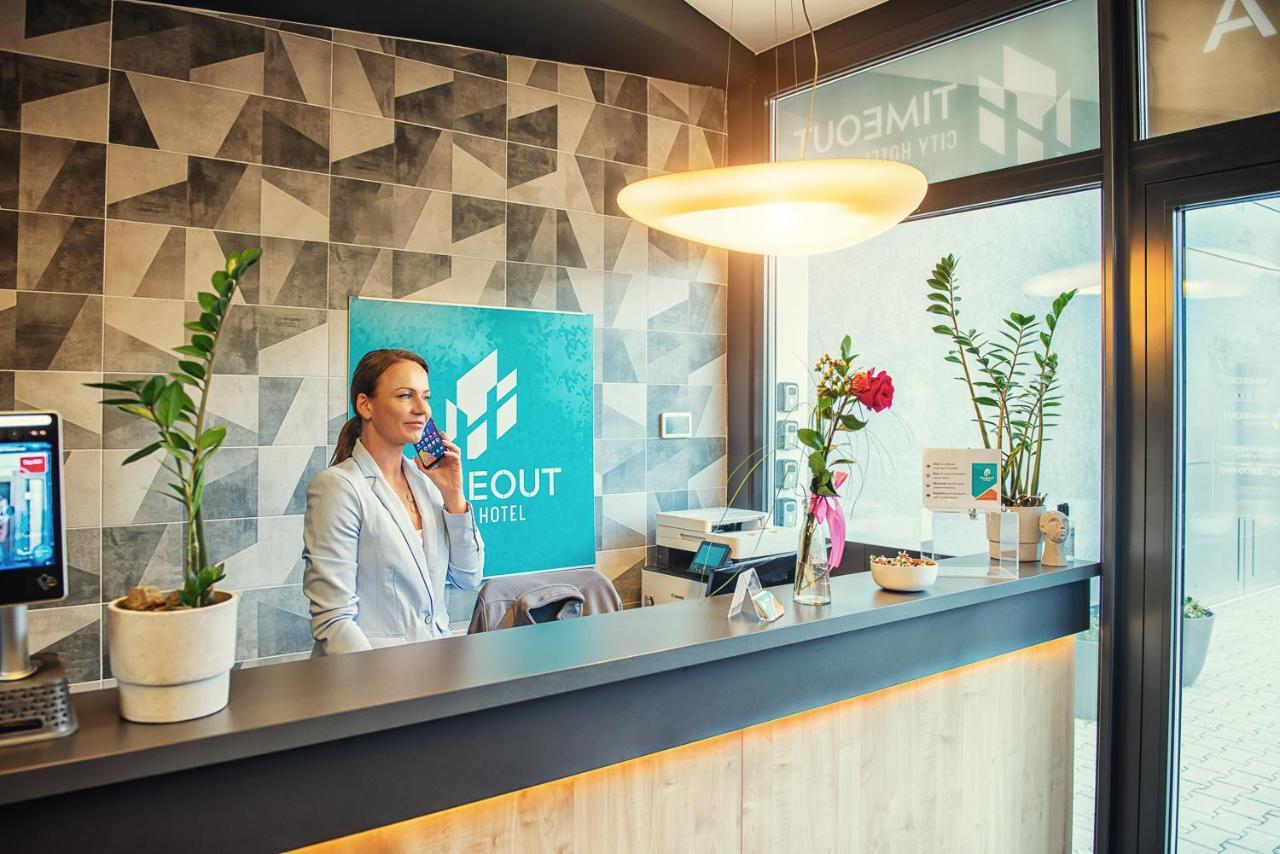 Timeout City Hotel Liptovsky Mikulas Bagian luar foto